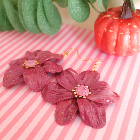 boucles doreilles grosse fleur fimo argile polymere crochet pendantes acier inoxydable or doré bordeaux lie de vin artisanal fait main vendée
